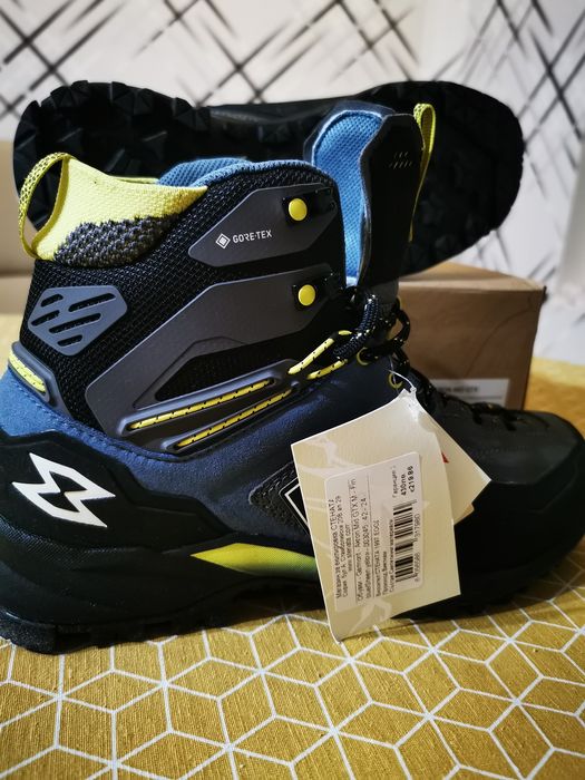 Garmont Akron Mid GTX 42 планински обувки