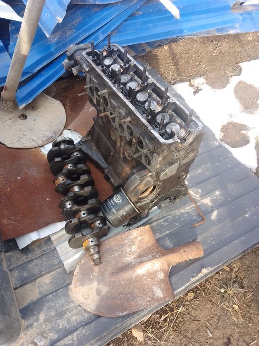 Продам Мотор ваз 21099