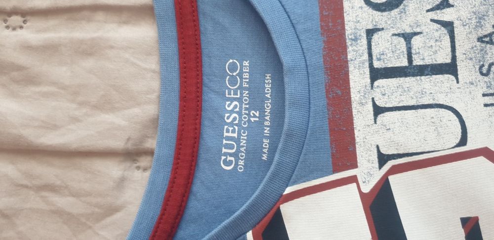 Тениски блузи Guess