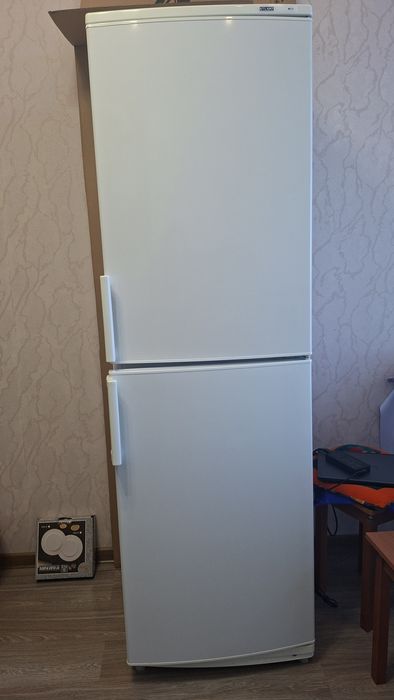 Продаётся Холодильник