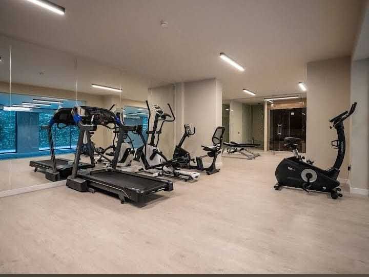 Direct proprietar, ofer spre vânzare un apartament Luxury de 2 camere si PISCINA INTERIOARA -IANCU NICOLAE PIPERA