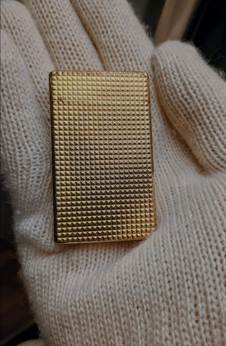 Vand/Schimb ST.Dupont Ligne 1 Daimond Head- Gold,stare impecabila de f