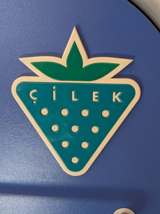 Парта çilek (чилек)