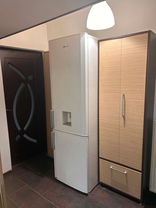 Inchiriez apartament 2  camere