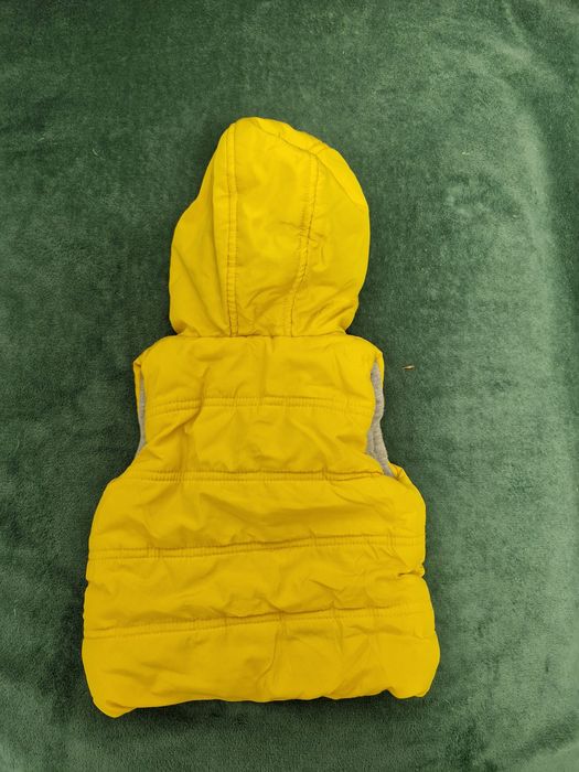 Vestă bebeluși galbenă