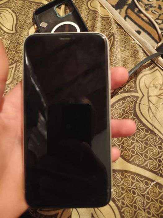 Iphone 11 71% АКБ 64гб память