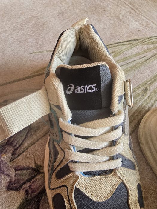 Продам кроссовки Asics