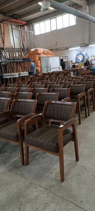 Scaune-Model nou- lemn natural Walnut