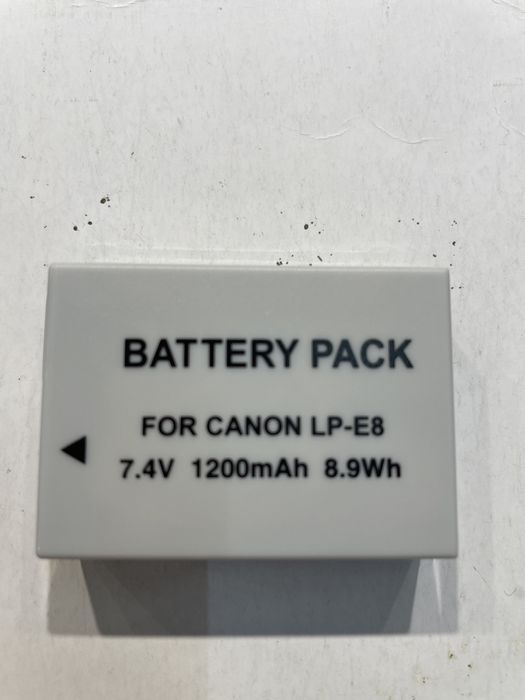 Аккумулятор CANON LP-e8