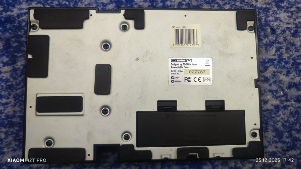 Гитарный процессор ZOOM