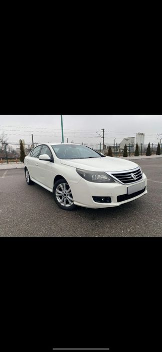 Renault Latitude