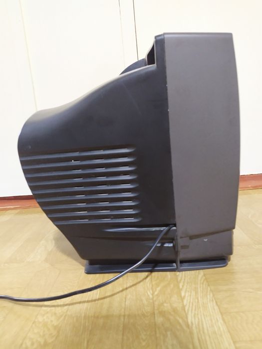 Срочно продаётся! Телевизор LG в отличном состоянии