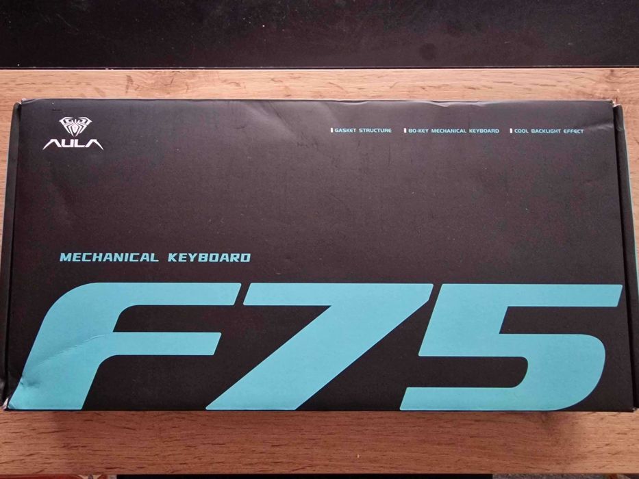 Механична клавиaтура AULA F75 / Безжична