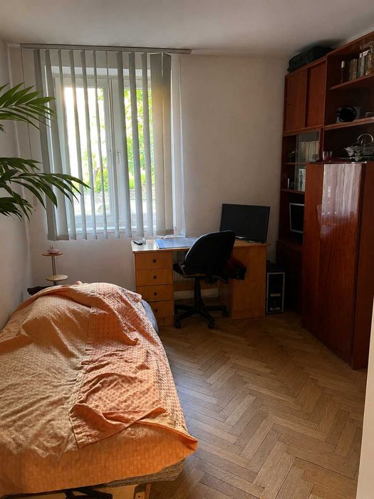 Apartament 2 camere decomandat,  Bloc din cărămidă,  Parter înalt, Zona OM, 2 boxe