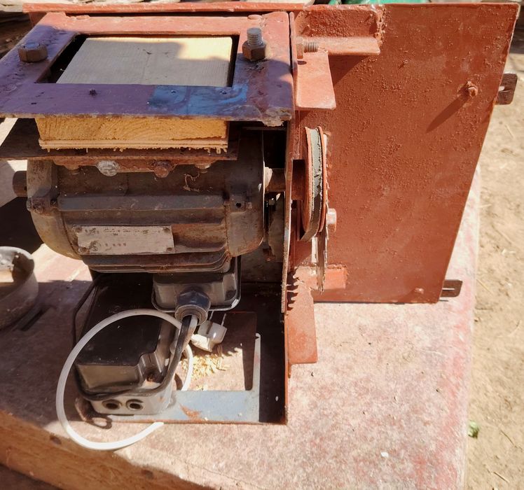 Ustashiliq Stanok Satiladi