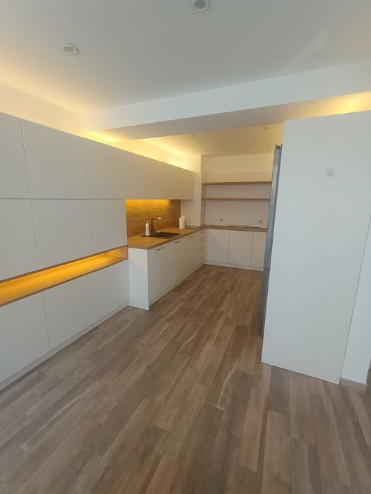 Дава се под наем Тристаен апартамент в София, Дружба 1 - 100 кв.м за 994.5 € - Снимка #17