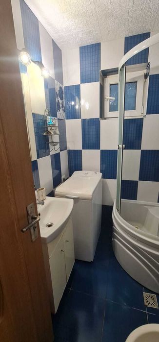 Inchiriez apartament cu 2camere str Oituz Marasesti