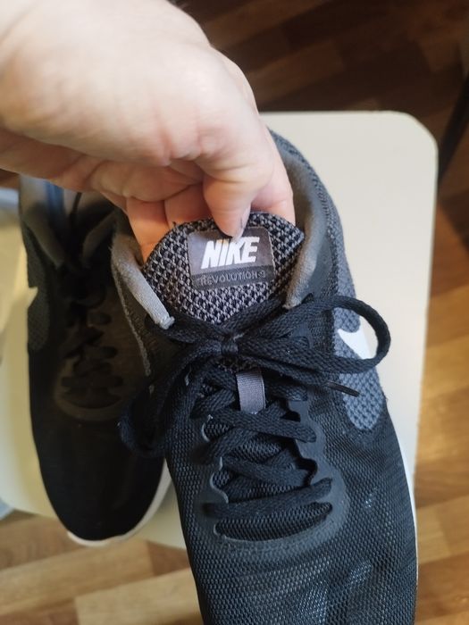 Кроссовки Nike (Оригинал, 43.5 размер / 28.5 см)