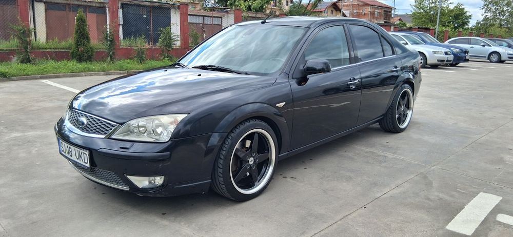 Ford Mondeo Mk3.