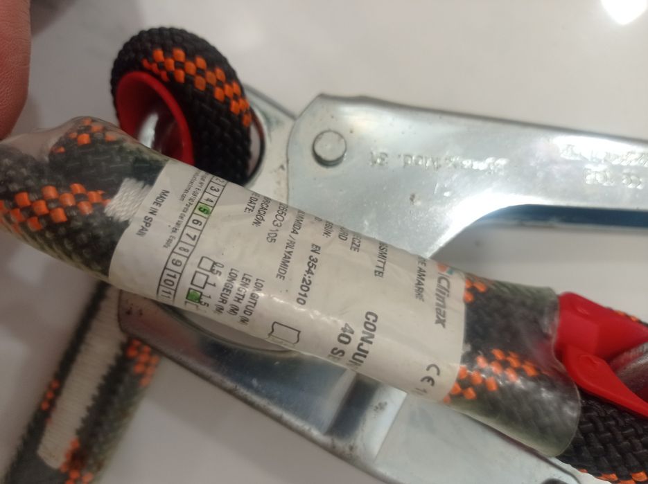 Въже с кука за скеле 1.5м Climax