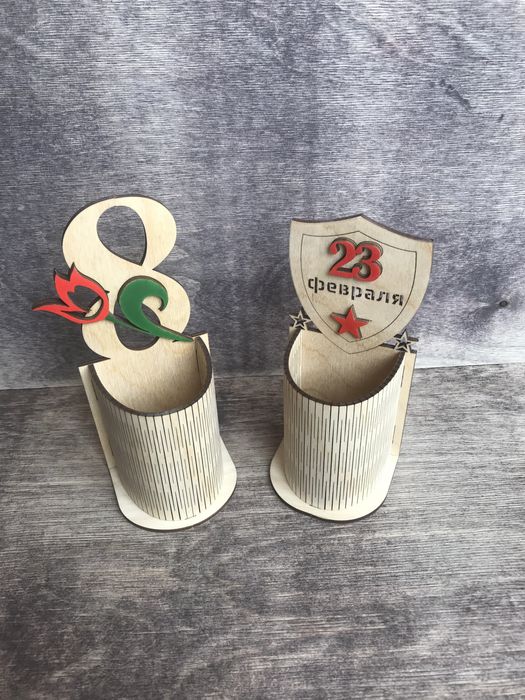 Поставка для карандашей