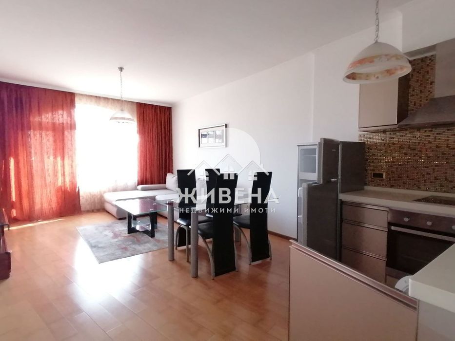 Дава се под наем Тристаен апартамент в к.к. Св.Св. Константин и Елена - 120 кв.м за 947.58 € - Снимка #2