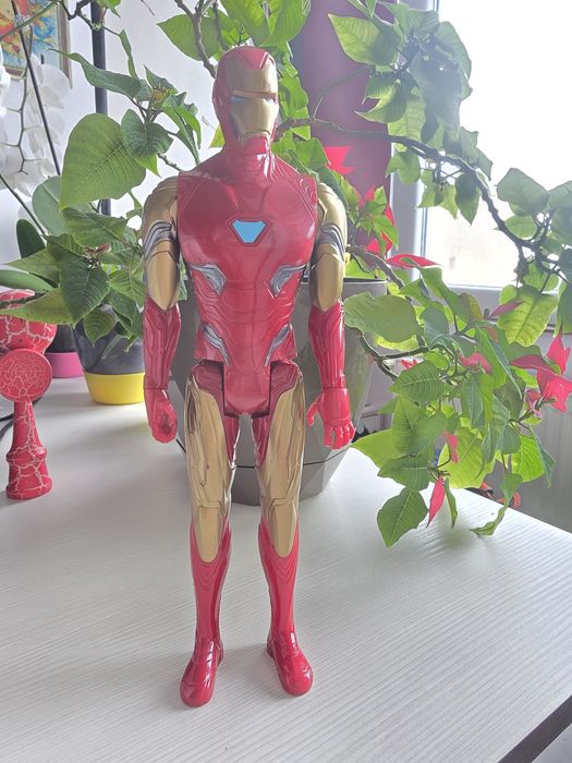 Figurina Iron Man Marvel