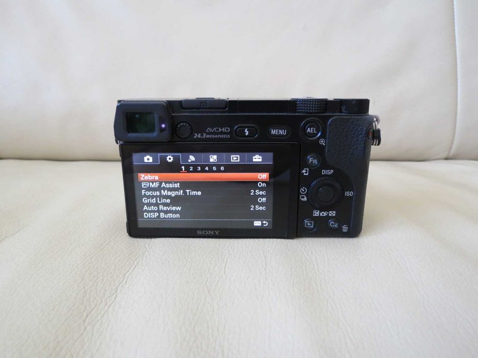 Aparat foto Mirrorless Sony Alpha A6000 24.3MP (Body)