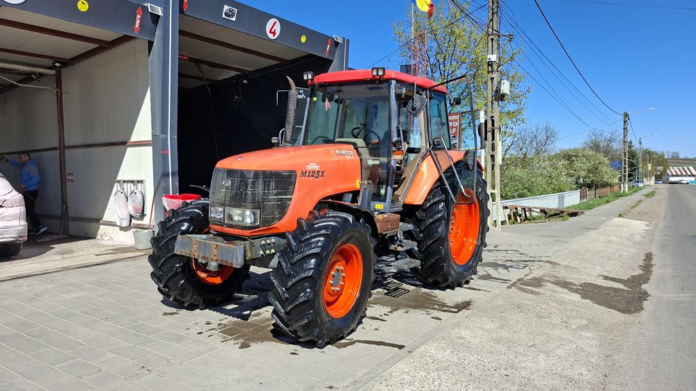 Tractor Kubota 120 cp 4x4