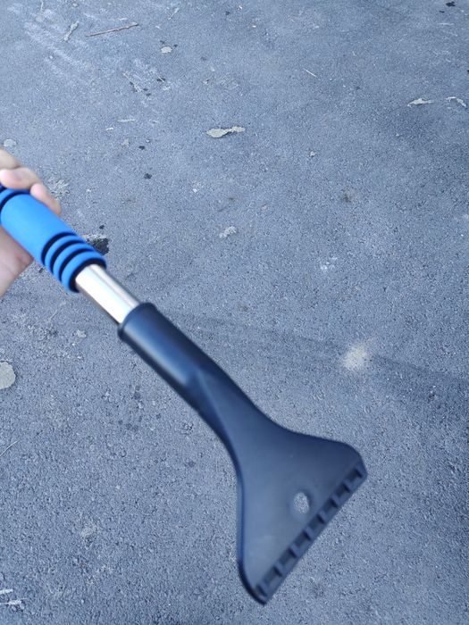 Щетка для авто скрепок для чистки