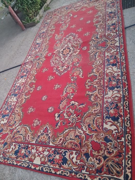 Продам ковры 2.5×4 и 2.5×3.5
