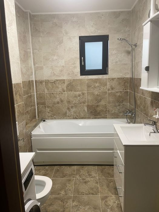 Vand apartament 2 camere
