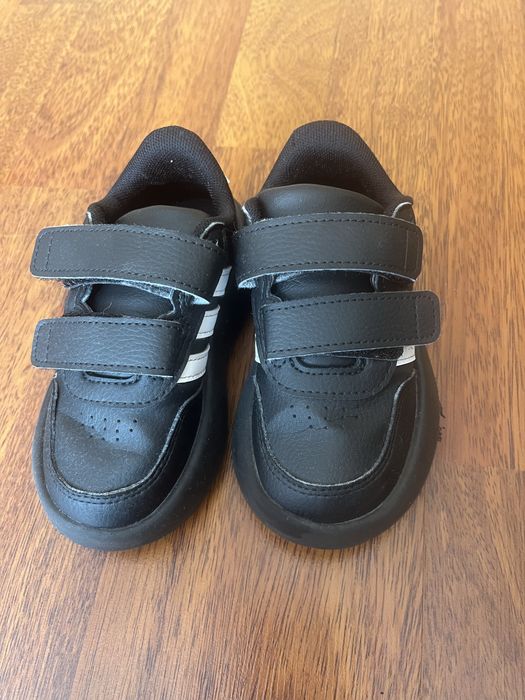 Адидас маратонки номер 25 / adidas