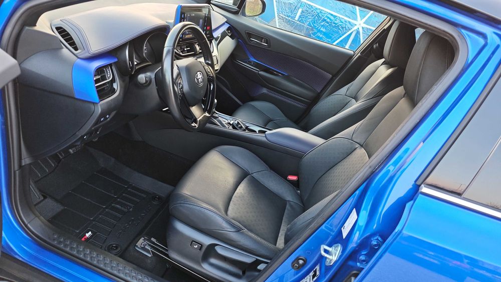 BATTERY LIFE450000km/Distronic/Следи Път и Знаци/Подгрев Toyota Ch-r