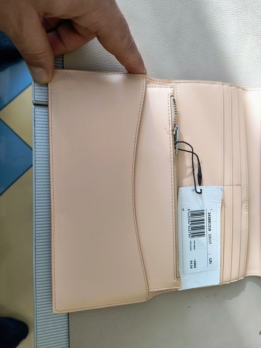 Bimba y Lola-Дамски портофейл с дребен фабричен  дефект