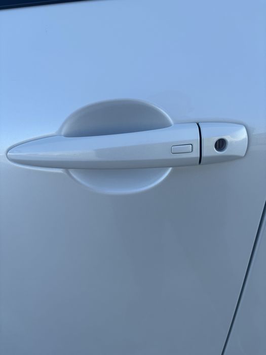 Продаю автомашину Nissan Rogue SV Premium