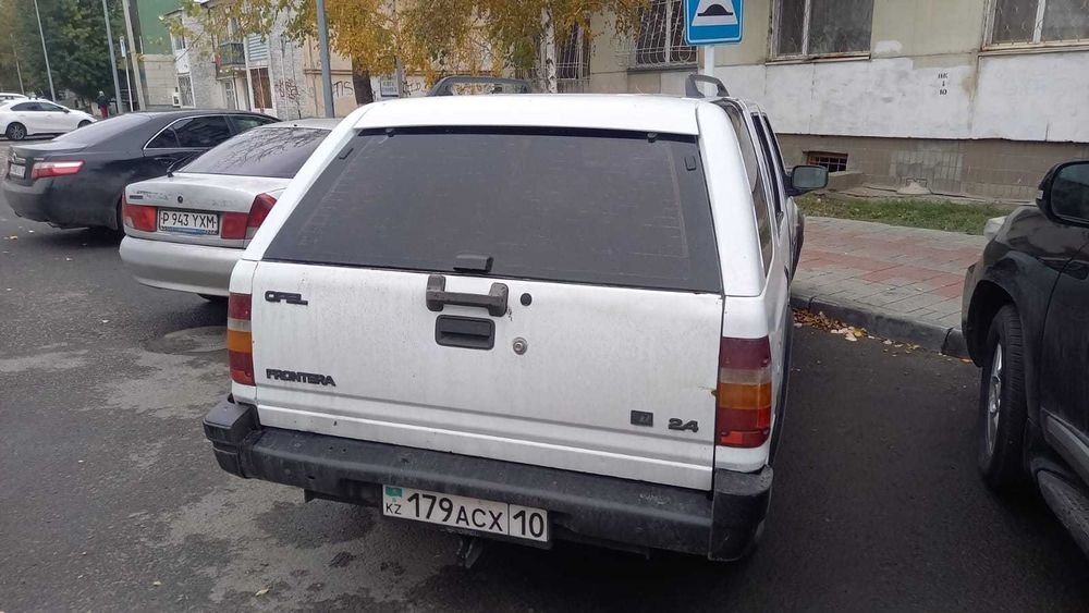 Opel Frontera 1993 гв