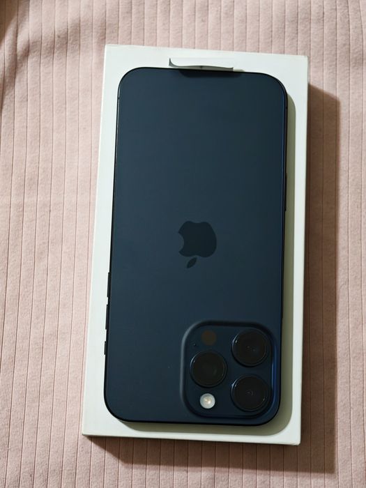 iPhone 15 Pro Max 256 gb ёмкость 89