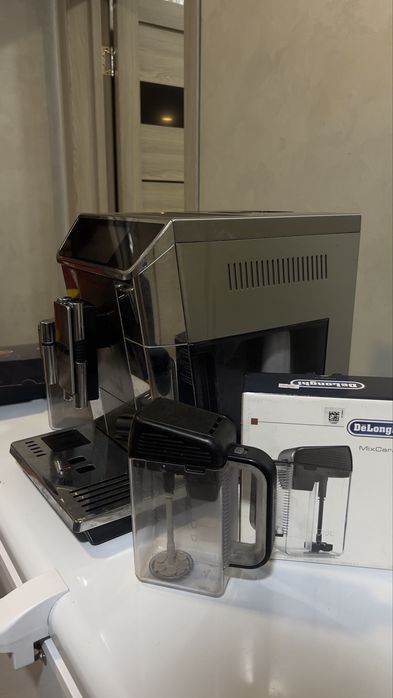 Кофемашина Delonghi Primadonna Elite