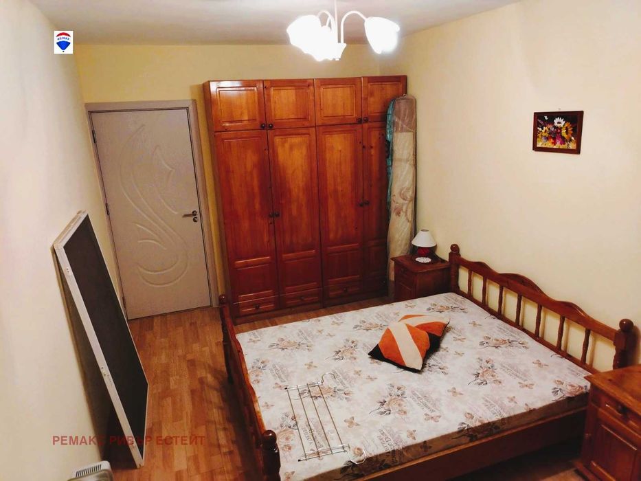 Дава се под наем Двустаен апартамент в Русе, Широк център - 80 кв.м за 408 € - Снимка #14