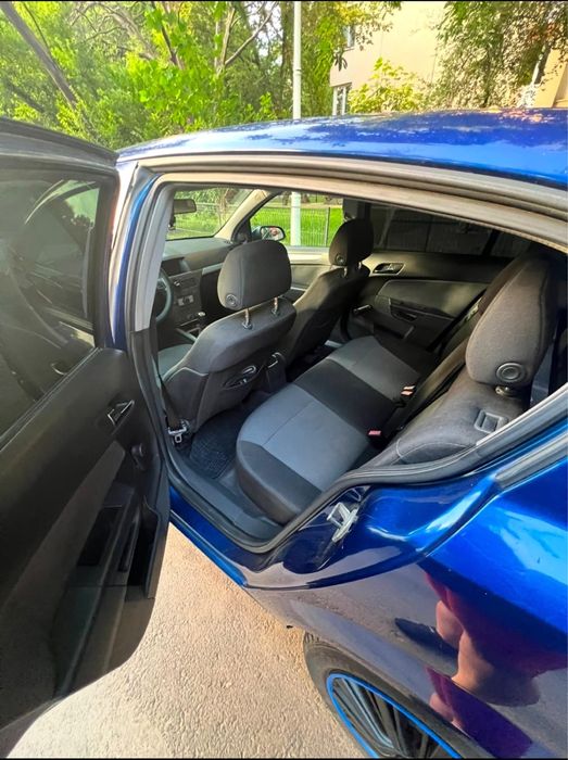 Vand Opel Astra H, EURO 4, Preț negociabil