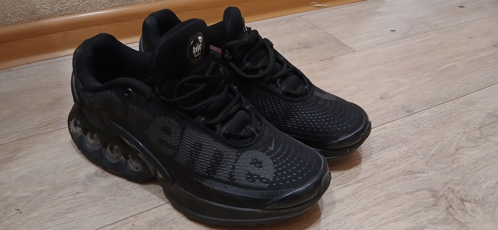 Nike air max dn supreme