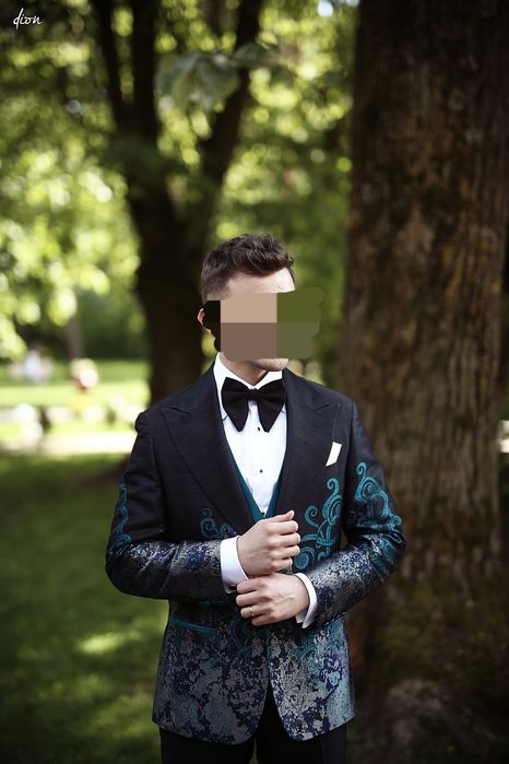 Vând costum de ceremonie Viggo-Cătălin Botezatu