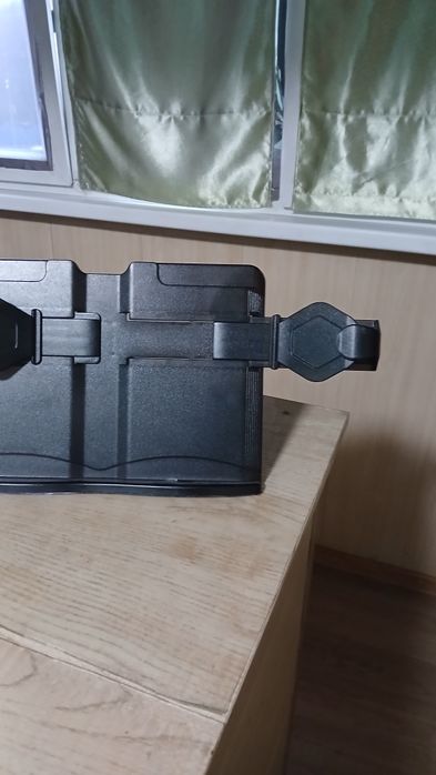 Подставка для книг.