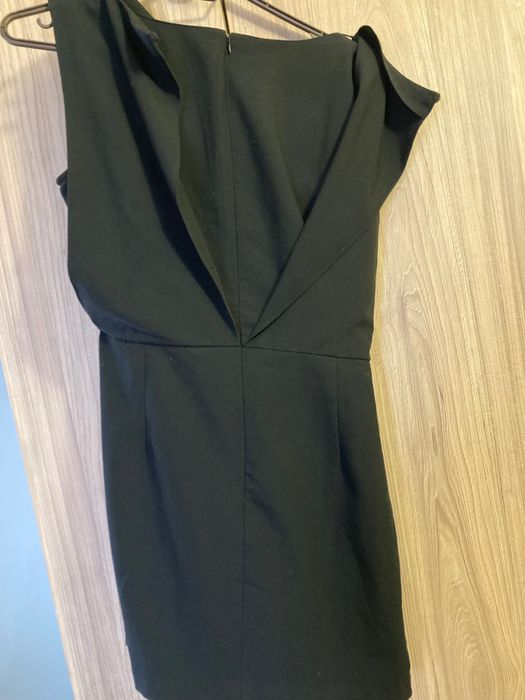 Уникална рокля на calvin klein