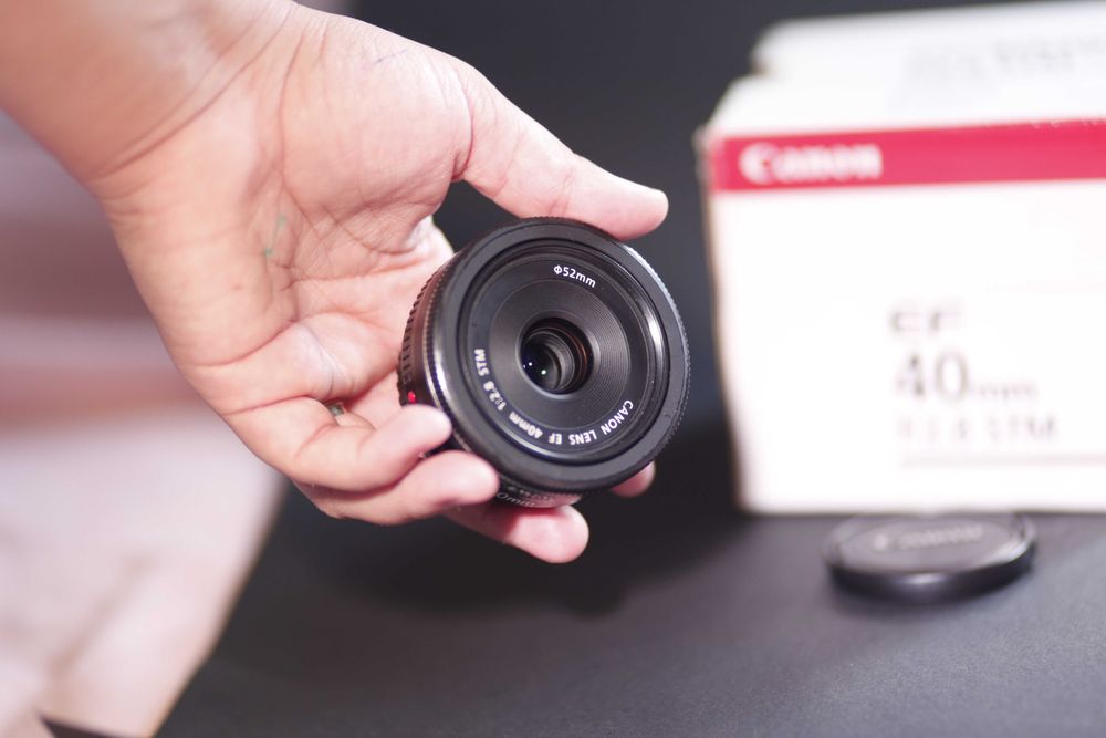 Obiectiv Canon 40mm 2.8 stm