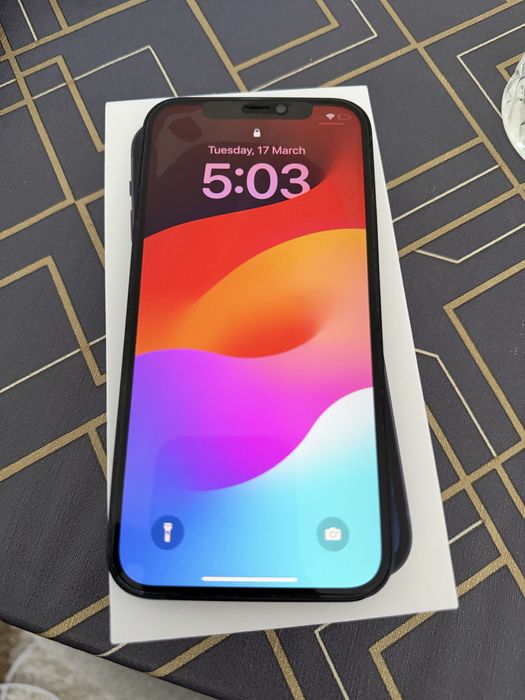 Iphone 12 64gb...