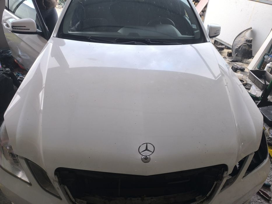 Преден капак за Мерцедес W212 2013г.