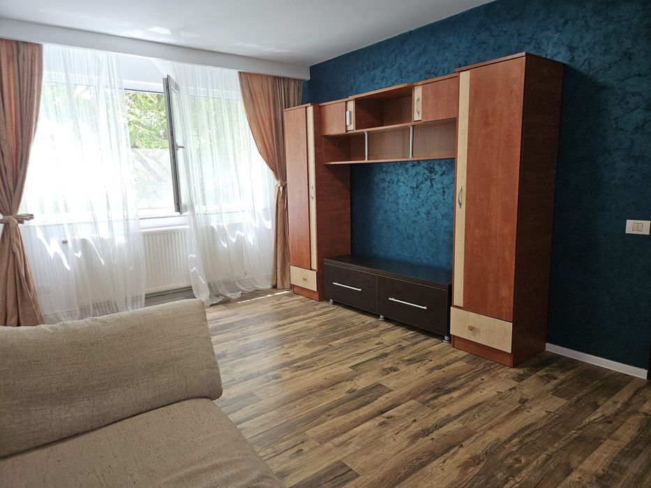 Apartament cu doua camere micut dar modern in Trivale