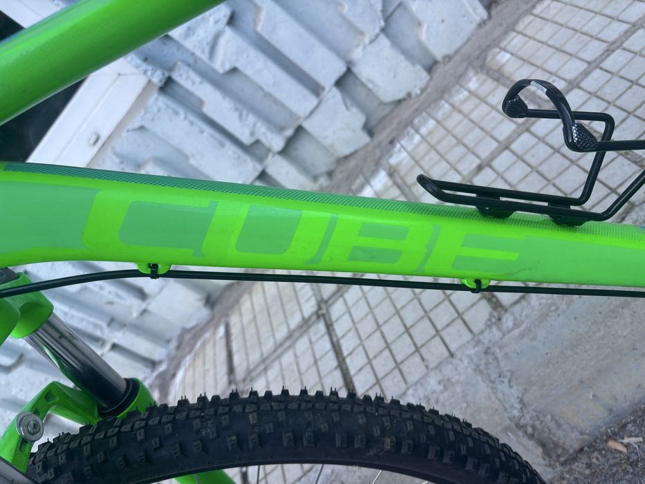 Cube Aim 29 цола L размер!